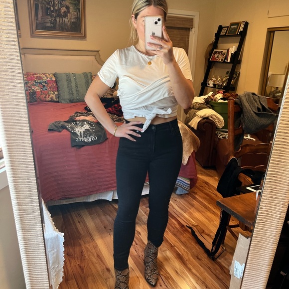 Anthropologie white tie tee - Picture 4 of 4